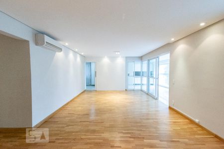 Sala de apartamento à venda com 4 quartos, 210m² em Vila Olímpia, São Paulo