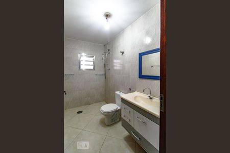Banheiro do Corredor de casa à venda com 4 quartos, 250m² em Jardim Las Vegas, Guarulhos