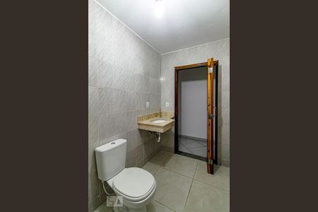 Banheiro de casa à venda com 4 quartos, 250m² em Jardim Las Vegas, Guarulhos