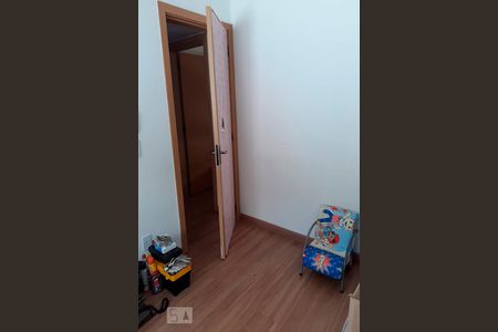 Dormitório de apartamento à venda com 2 quartos, 70m² em Vila Nova, Novo Hamburgo