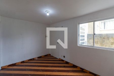 Sala  de apartamento para alugar com 2 quartos, 60m² em Jardim Maringá, São Paulo