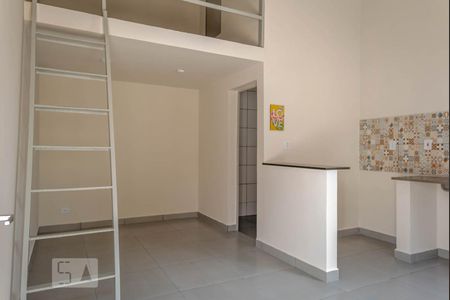 Sala de kitnet/studio para alugar com 1 quarto, 35m² em Quarta Parada, São Paulo