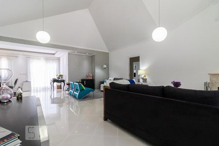 Sala de casa de condomínio para alugar com 4 quartos, 558m² em Alphaville, Santana de Parnaíba