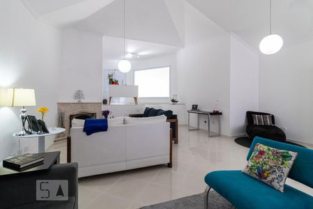 Casa de condomínio para alugar com 558m², 4 quartos e 4 vagasSala