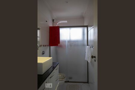 Casa à venda com 340m², 5 quartos e 6 vagas Casa à venda com 340m², 5 quartos e 6 vagasBANHEIRO QUARTO 5
