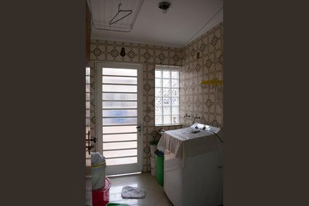 Casa à venda com 340m², 5 quartos e 6 vagas Casa à venda com 340m², 5 quartos e 6 vagasÁREA DE SERVIÇO