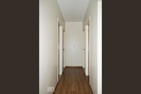 Casa à venda com 340m², 5 quartos e 6 vagas Casa à venda com 340m², 5 quartos e 6 vagasHALL