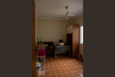 Casa à venda com 340m², 5 quartos e 6 vagas Casa à venda com 340m², 5 quartos e 6 vagasEDÍCULA