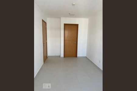 Quarto de apartamento para alugar com 1 quarto, 47m² em Taguatinga Sul (taguatinga), Brasília