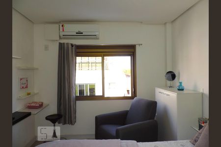 Suite 1 de apartamento para alugar com 3 quartos, 118m² em Campeche, Florianópolis