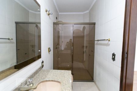 Banheiro da suíte de casa para alugar com 3 quartos, 120m² em Vila Gomes Cardim, São Paulo