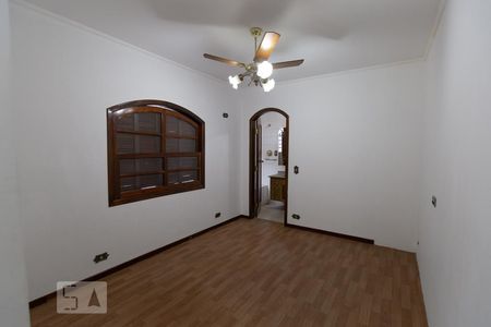 Suíte de casa para alugar com 3 quartos, 120m² em Vila Gomes Cardim, São Paulo