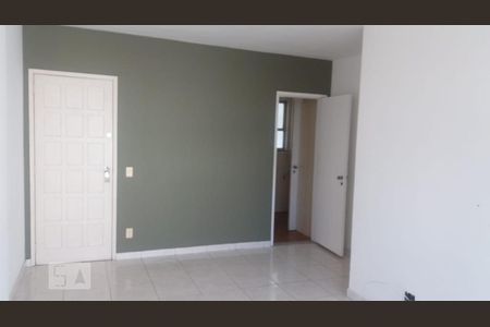 Sala de apartamento à venda com 2 quartos, 70m² em Piratininga, Niterói