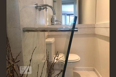 Lavabo de apartamento à venda com 4 quartos, 451m² em Vila Suzana, São Paulo