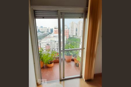 Suíte de apartamento à venda com 4 quartos, 146m² em Jardim Ampliação, São Paulo