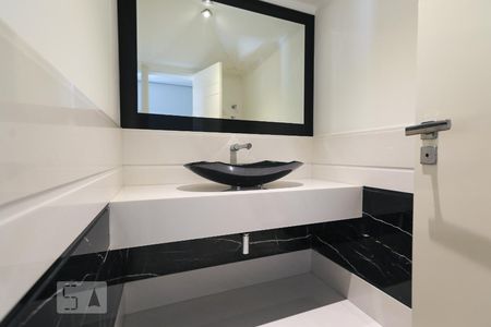 Lavabo de apartamento para alugar com 3 quartos, 326m² em Parque da Mooca, São Paulo