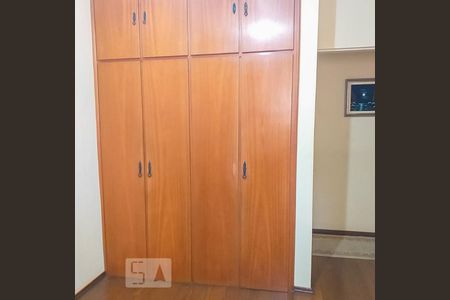 Quarto 2 de apartamento para alugar com 2 quartos, 80m² em Jardim Chapadão, Campinas