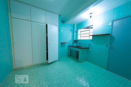 Cozinha de apartamento para alugar com 1 quarto, 50m² em Perdizes, São Paulo