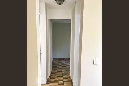 Corredor de apartamento à venda com 2 quartos, 54m² em Cidade das Flores, Osasco