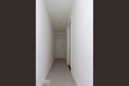 Corredor de apartamento para alugar com 2 quartos, 40m² em Itaquera, São Paulo