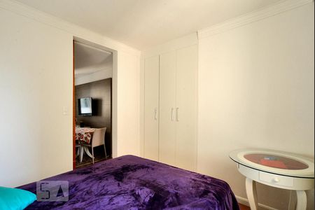 Quarto 1 de apartamento para alugar com 2 quartos, 46m² em Vila Romana, São Paulo