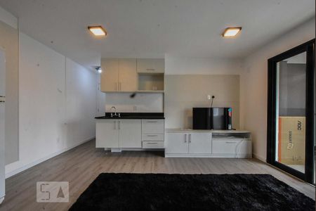 Sala de kitnet/studio para alugar com 1 quarto, 38m² em Campo Belo, São Paulo