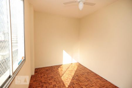 Quarto 2 de apartamento para alugar com 2 quartos, 70m² em Cascadura, Rio de Janeiro