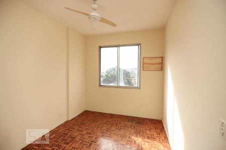 Quarto 1 de apartamento para alugar com 2 quartos, 70m² em Cascadura, Rio de Janeiro