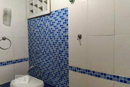 Banheiro de apartamento à venda com 2 quartos, 54m² em Lins de Vasconcelos, Rio de Janeiro