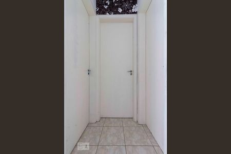 Corredor de apartamento à venda com 2 quartos, 59m² em Vila Carmosina, São Paulo