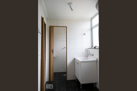 Apartamento à venda com 150m², 3 quartos e 1 vaga Apartamento à venda com 150m², 3 quartos e 1 vagaÁREA DE SERVIÇO