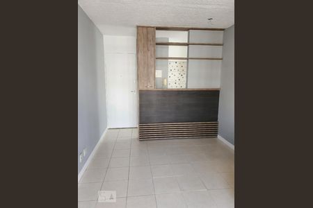 Sala de apartamento para alugar com 2 quartos, 50m² em Anil, Rio de Janeiro