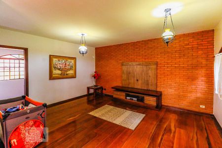 Sala de casa de condomínio à venda com 4 quartos, 245m² em Jardim Luanda, São Paulo