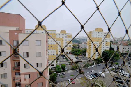 Vista Quarto 1 de apartamento para alugar com 2 quartos, 60m² em Jardim Patente Novo, São Paulo