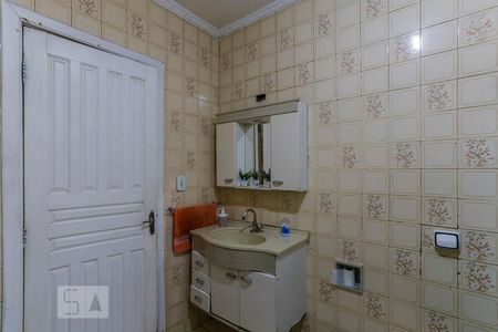 Banheiro de casa à venda com 2 quartos, 300m² em Vila Água Funda, São Paulo