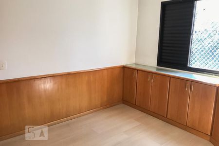 Quarto 03 de apartamento para alugar com 3 quartos, 76m² em Alto da Lapa, São Paulo