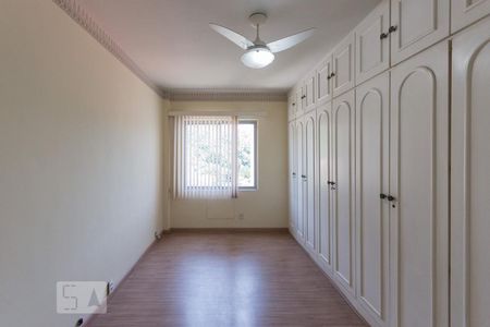 Suíte de apartamento para alugar com 3 quartos, 115m² em Grajaú, Rio de Janeiro
