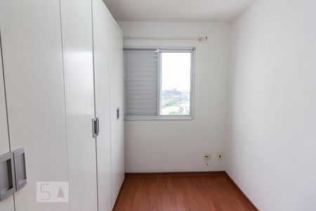 Quarto 01 de apartamento para alugar com 2 quartos, 52m² em Vila Anastácio, São Paulo