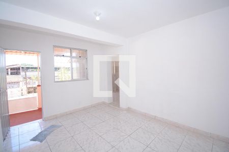 Sala de casa para alugar com 1 quarto, 90m² em Vista Alegre, Rio de Janeiro