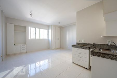 Sala/Quarto de kitnet/studio para alugar com 1 quarto, 30m² em Sul (águas Claras), Brasília