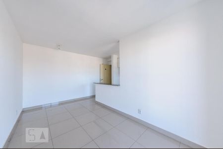 Sala de apartamento para alugar com 2 quartos, 56m² em Vila Industrial, Campinas