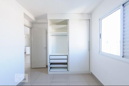 Quarto 1 - Armário de apartamento para alugar com 2 quartos, 56m² em Vila Industrial, Campinas