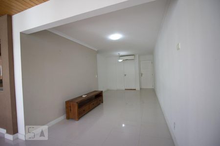 Sala de apartamento para alugar com 3 quartos, 90m² em Recreio dos Bandeirantes, Rio de Janeiro