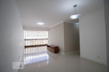 Sala de apartamento para alugar com 3 quartos, 90m² em Recreio dos Bandeirantes, Rio de Janeiro