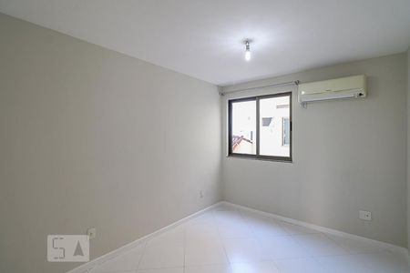 Quarto 1 de apartamento à venda com 3 quartos, 110m² em Recreio dos Bandeirantes, Rio de Janeiro