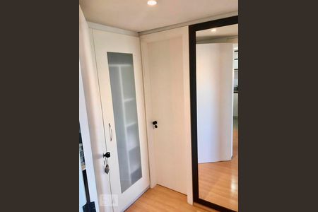 Dormitório de apartamento à venda com 1 quarto, 53m² em Hamburgo Velho, Novo Hamburgo