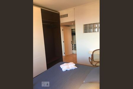 Dormitório de apartamento à venda com 1 quarto, 53m² em Hamburgo Velho, Novo Hamburgo