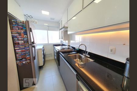 Cozinha de apartamento para alugar com 2 quartos, 59m² em Água Branca, São Paulo
