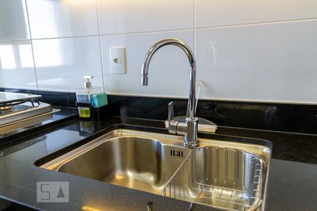 Detalhe Cozinha de apartamento para alugar com 2 quartos, 59m² em Água Branca, São Paulo