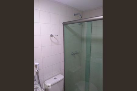 Banheiro Social de apartamento para alugar com 2 quartos, 55m² em Jacarepaguá, Rio de Janeiro